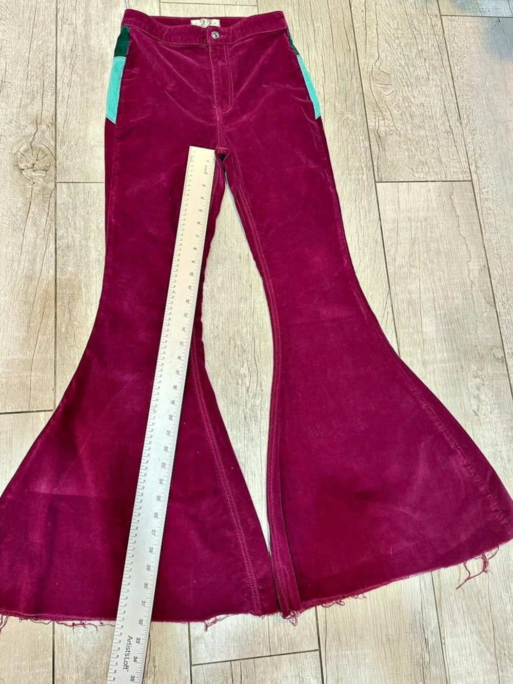 Free People We The Free Ray of Sunshine Cord Flare Jeans 27 Like New - Picture 10 of 12